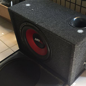 深圳風(fēng)華貼片電容代理商：貼片電容對音質(zhì)也有影響？